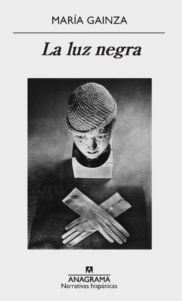 luz negra maria gainza